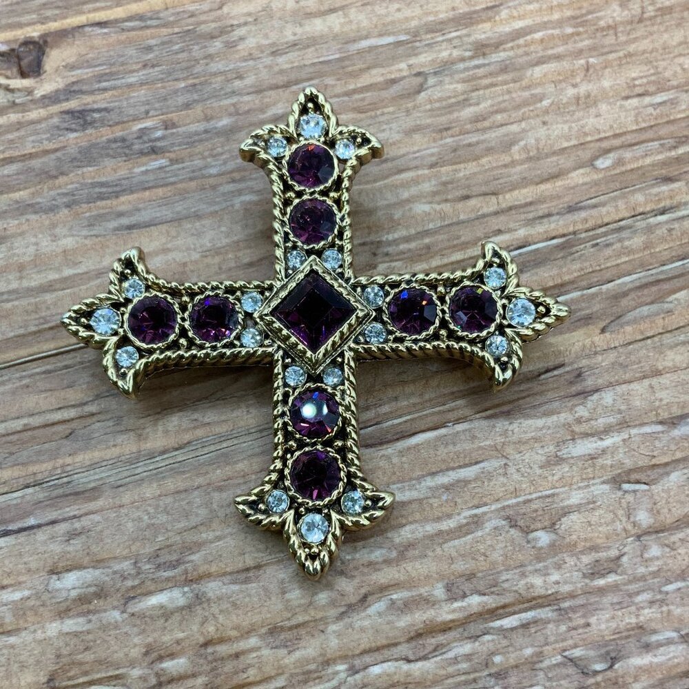 Amethyst Faux Color Rhinestone Gold Tone Vintage Style Cross Brooch